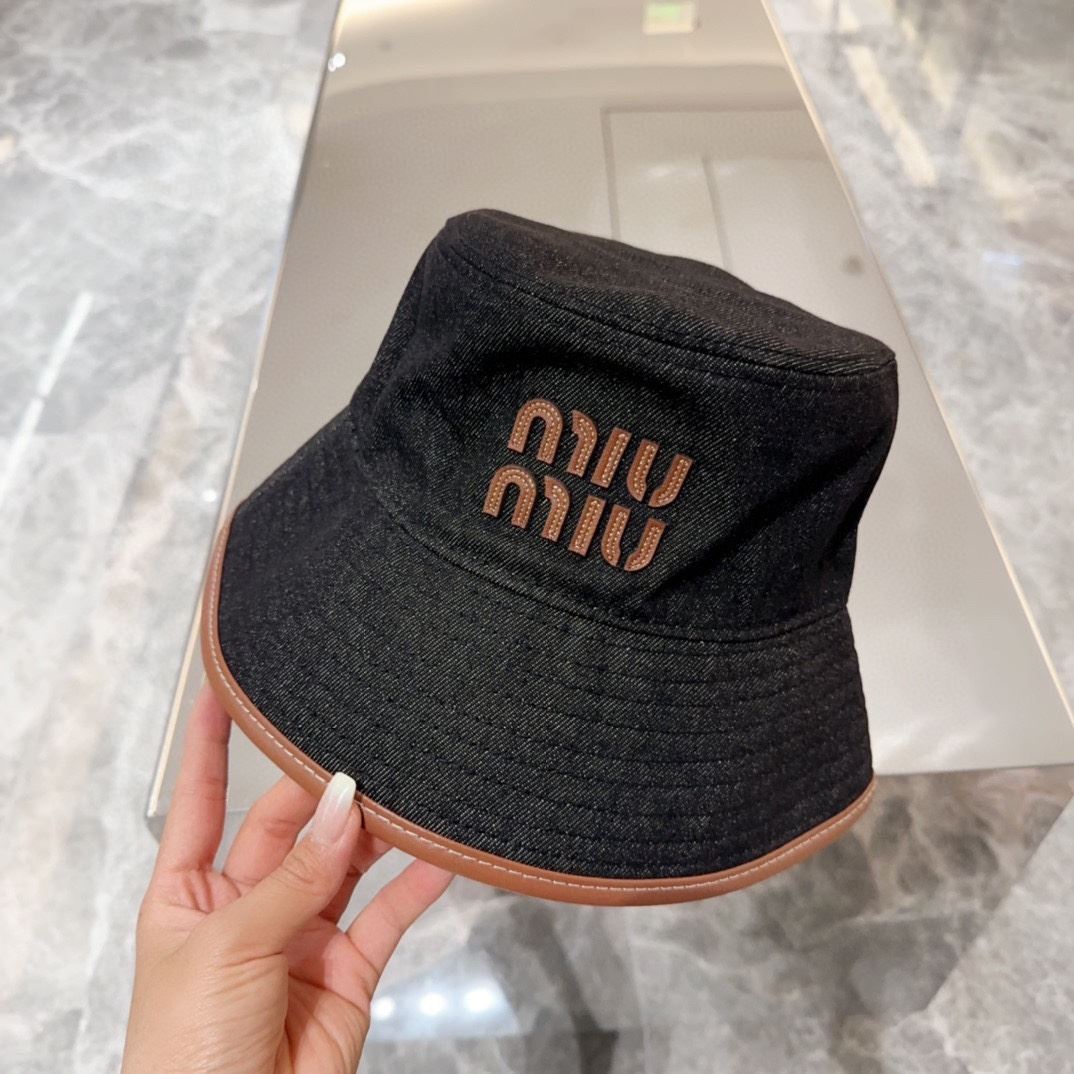 Miu Miu Caps